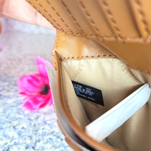 ๐$525 MICHAEL๐KORS Bundle JET SET Travel LG Messenger Crossbody BagWallet - Picture 14 of 16